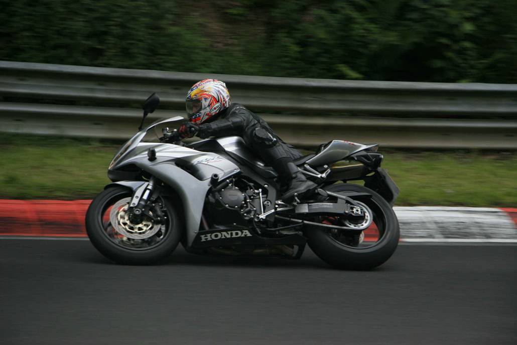 IMG_69491.JPG (1164900 bytes)