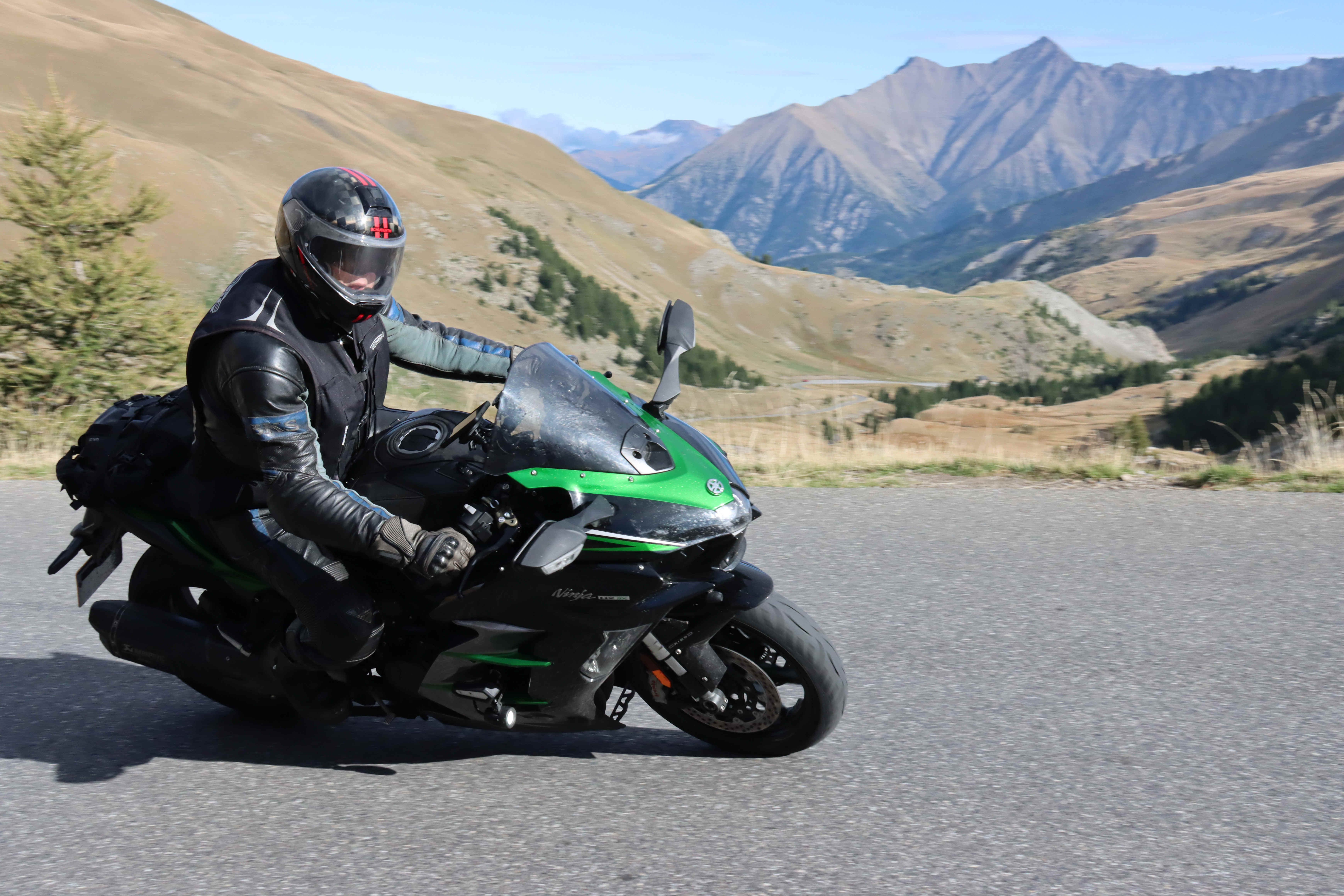 1000006238.jpg (4710535 bytes)